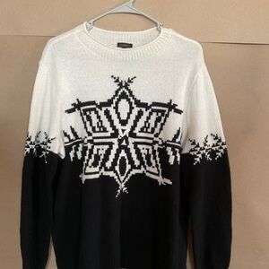 Talbots Black & White Crewneck Sweater. Size L. Wool/cotton blend.